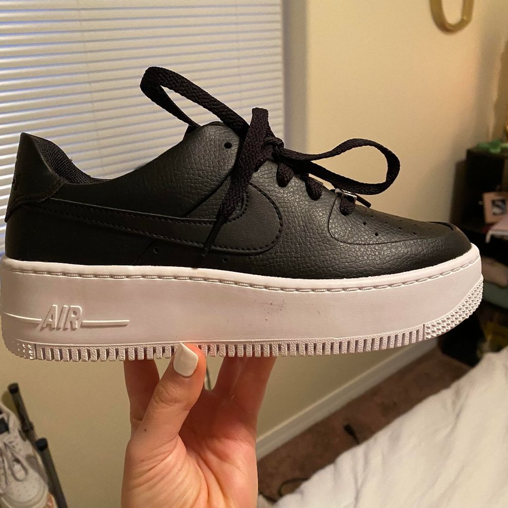 Nike Air Force 1